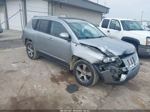 1C4NJDEBXGD730764 2016 JEEP COMPASS - Image 1