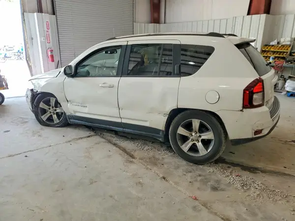 1C4NJDEBXGD746477 2016 JEEP COMPASS - Image 2