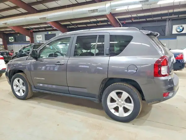 1C4NJDEBXGD747015 2016 JEEP COMPASS - Image 2