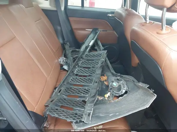 1C4NJDEBXGD747158 2016 JEEP COMPASS - Image 8