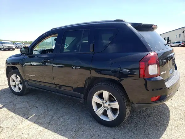 1C4NJDEBXGD757768 2016 JEEP COMPASS - Image 2