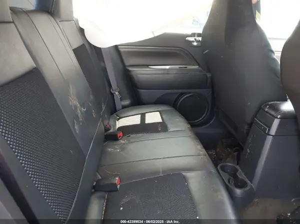1C4NJDEBXGD758192 2016 JEEP COMPASS - Image 8