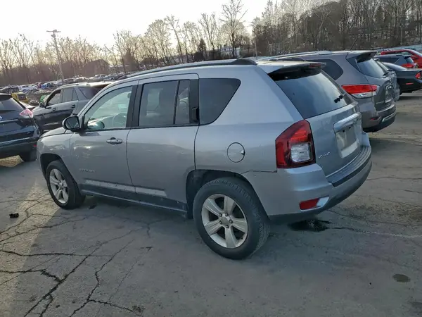 1C4NJDEBXHD107565 2017 JEEP COMPASS - Image 2