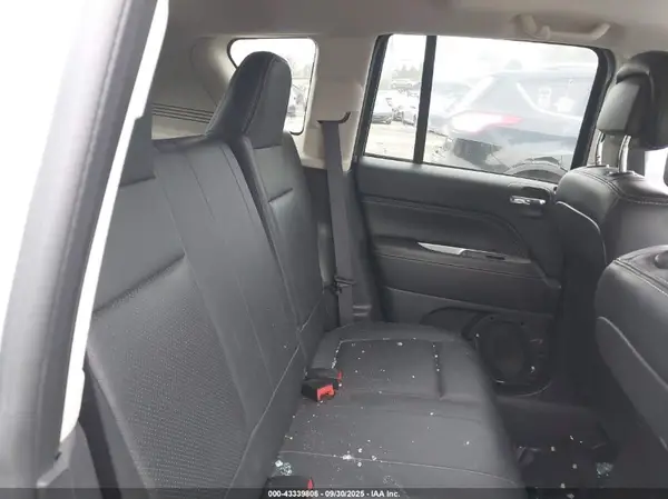 1C4NJDEBXHD126729 2017 JEEP COMPASS - Image 8