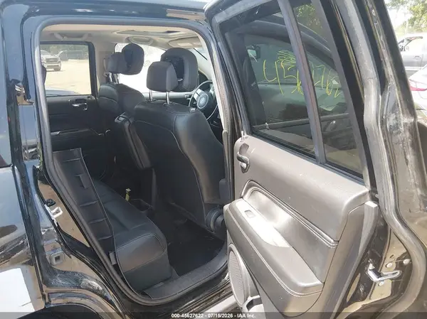 1C4NJDEBXHD137245 2017 JEEP COMPASS - Image 8