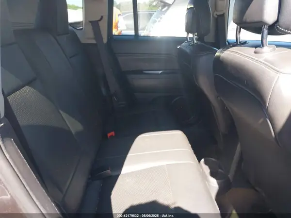 1C4NJDEBXHD151727 2017 JEEP COMPASS - Image 8