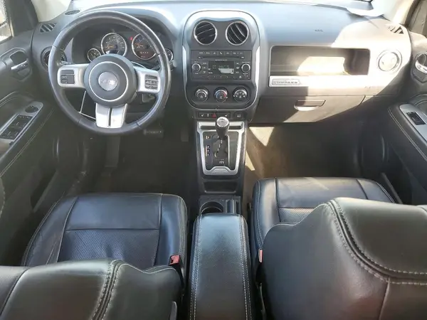 1C4NJDEBXHD175963 2017 JEEP COMPASS - Image 8
