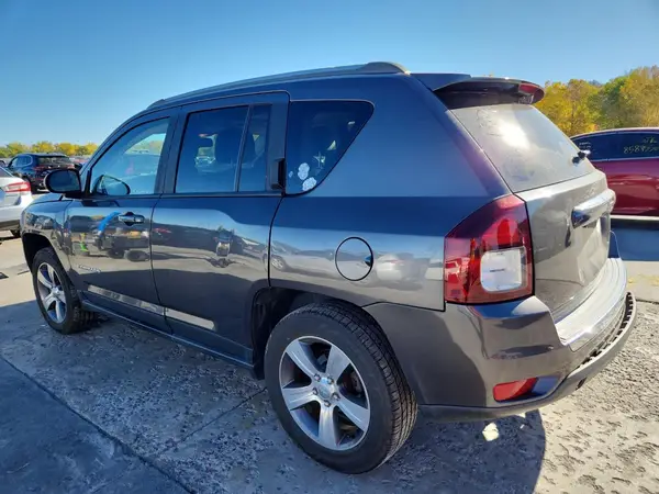 1C4NJDEBXHD175994 2017 JEEP COMPASS - Image 2