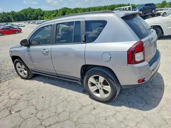 1C4NJDEBXHD191483 2017 JEEP COMPASS - Image 2