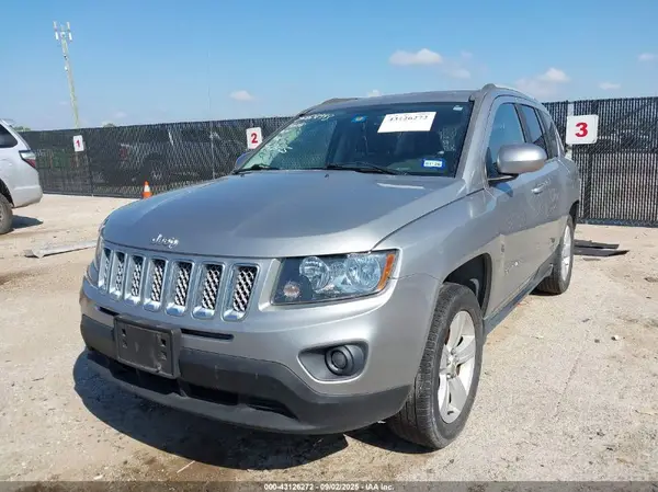 1C4NJDEBXHD191760 2017 JEEP COMPASS - Image 2