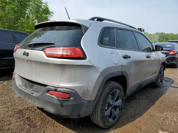 1C4PJLAB5HW566032 2017 JEEP GRAND CHEROKEE - Image 2