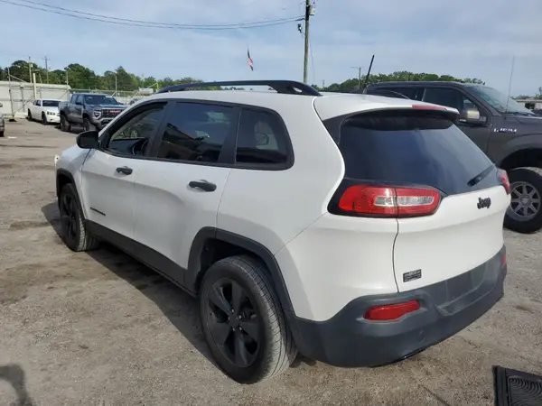 1C4PJLAB7HW610239 2017 JEEP GRAND CHEROKEE - Image 2