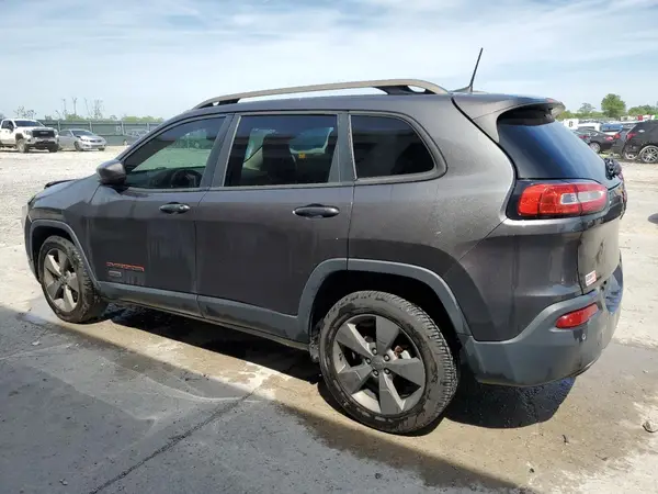 1C4PJLCB1GW290895 2016 JEEP GRAND CHEROKEE - Image 2