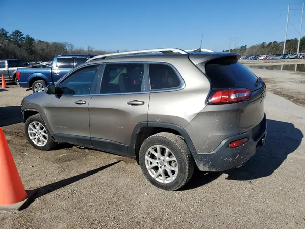 1C4PJLCB2GW238580 2016 JEEP GRAND CHEROKEE - Image 2