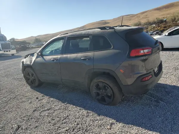 1C4PJLCB2JD556444 2018 JEEP GRAND CHEROKEE - Image 2