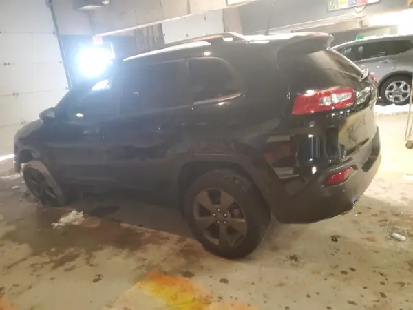 1C4PJLCB3GW281101 2016 JEEP GRAND CHEROKEE - Image 2