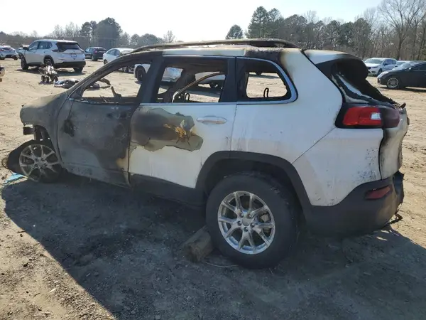 1C4PJLCB3HW642926 2017 JEEP GRAND CHEROKEE - Image 2