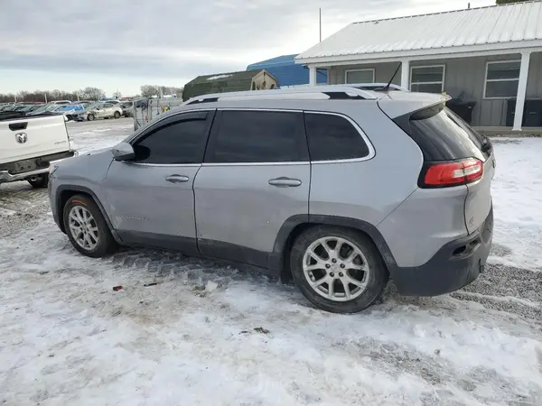 1C4PJLCB3JD537630 2018 JEEP GRAND CHEROKEE - Image 2