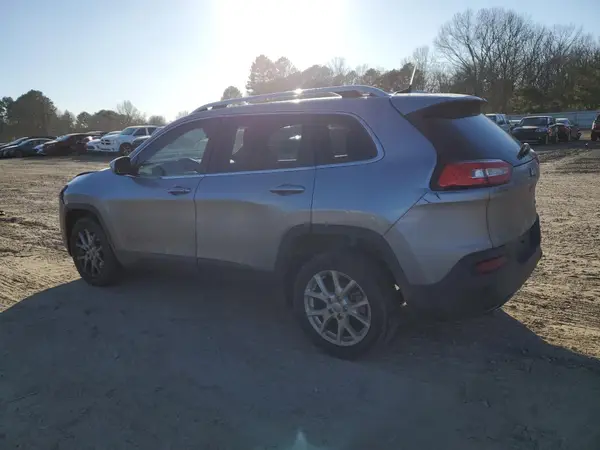 1C4PJLCB4GW274657 2016 JEEP GRAND CHEROKEE - Image 2