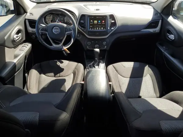 1C4PJLCB6HW502689 2017 JEEP GRAND CHEROKEE - Image 8