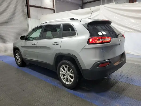 1C4PJLCB8HW586059 2017 JEEP GRAND CHEROKEE - Image 2