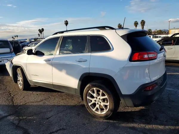 1C4PJLLB3JD606056 2018 JEEP GRAND CHEROKEE - Image 2