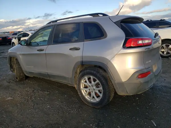 1C4PJMAB8HW602642 2017 JEEP GRAND CHEROKEE - Image 2
