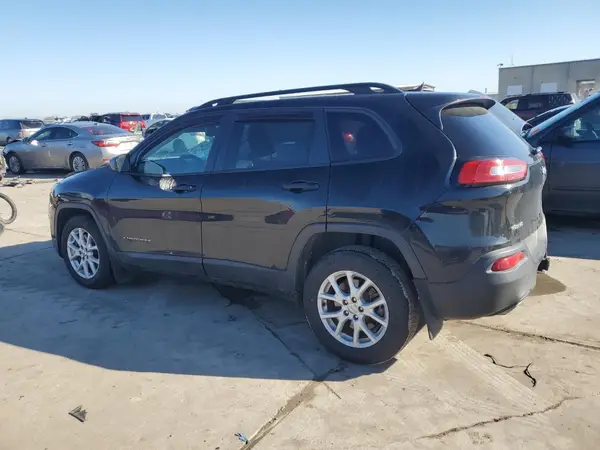1C4PJMAS4GW282878 2016 JEEP GRAND CHEROKEE - Image 2