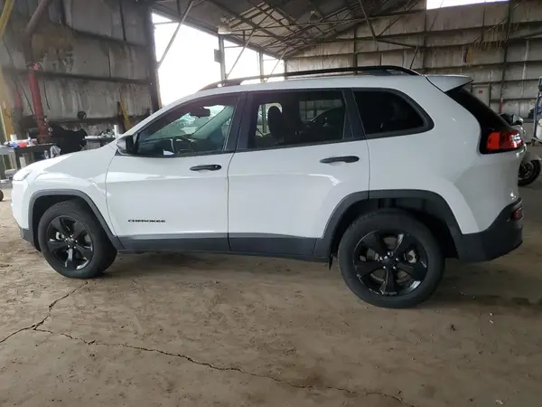 1C4PJMAS7HW556107 2017 JEEP GRAND CHEROKEE - Image 2