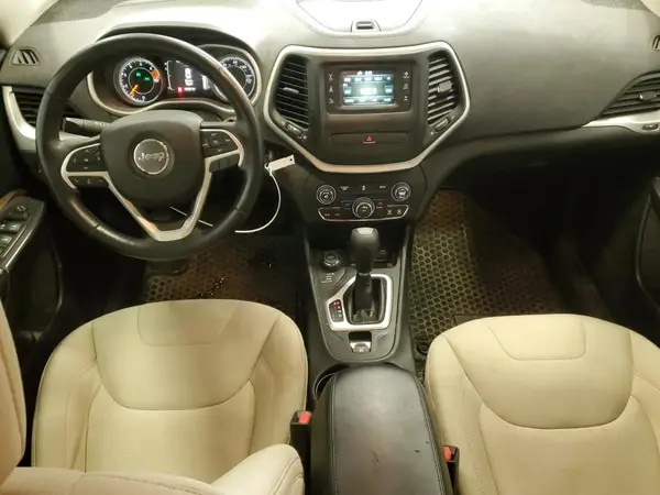 1C4PJMCB0HW500104 2017 JEEP GRAND CHEROKEE - Image 8