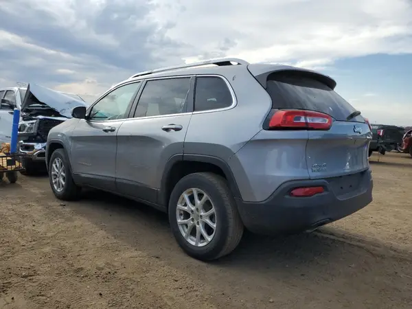 1C4PJMCB2GW156449 2016 JEEP GRAND CHEROKEE - Image 2