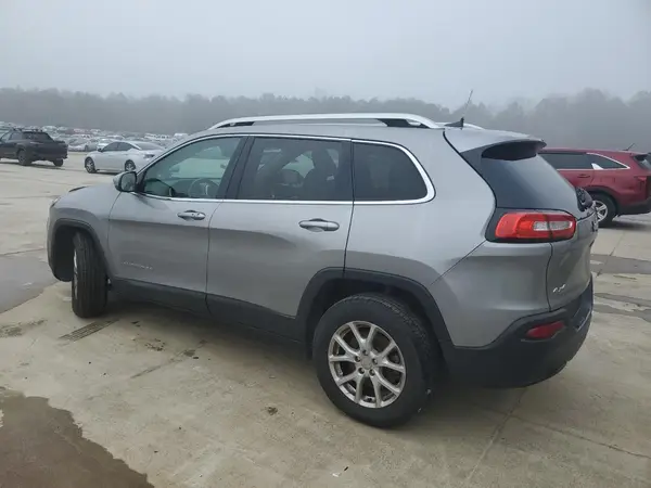 1C4PJMCB2GW218397 2016 JEEP GRAND CHEROKEE - Image 2