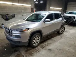 1C4PJMCB2GW305975 2016 JEEP GRAND CHEROKEE