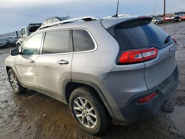 1C4PJMCB2HD225816 2017 JEEP GRAND CHEROKEE - Image 2