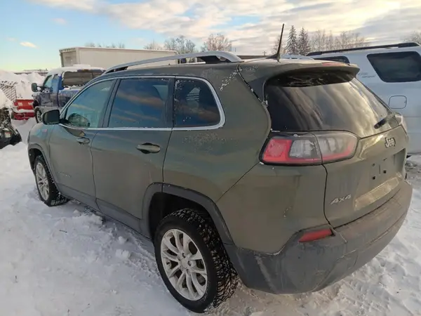 1C4PJMCB3KD174656 2019 JEEP GRAND CHEROKEE - Image 2