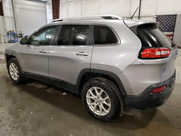 1C4PJMCB4GW196970 2016 JEEP GRAND CHEROKEE - Image 2
