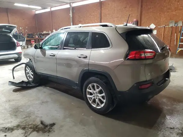 1C4PJMCB4GW270663 2016 JEEP GRAND CHEROKEE - Image 2