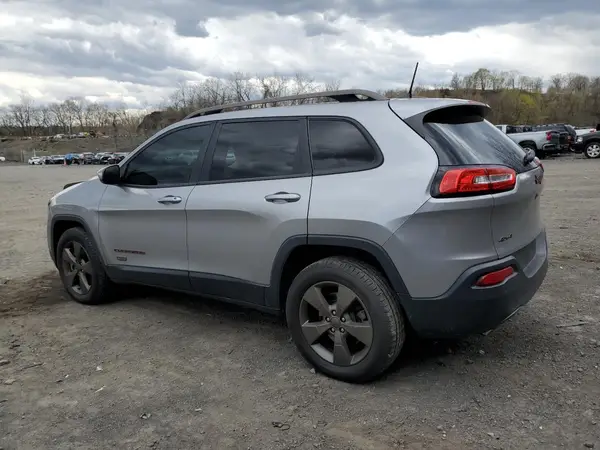 1C4PJMCB4HW555848 2017 JEEP GRAND CHEROKEE - Image 2