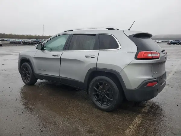 1C4PJMCB4HW575842 2017 JEEP GRAND CHEROKEE - Image 2