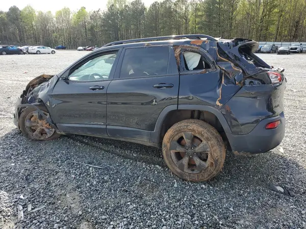 1C4PJMCB5GW218927 2016 JEEP GRAND CHEROKEE - Image 2