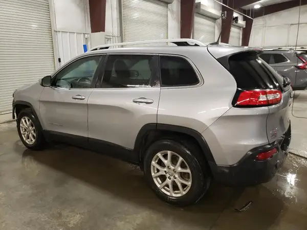 1C4PJMCB5HW527749 2017 JEEP GRAND CHEROKEE - Image 2