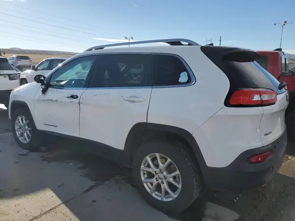 1C4PJMCB6GW148886 2016 JEEP GRAND CHEROKEE - Image 2