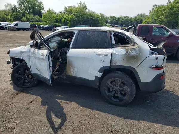 1C4PJMCB7GW218718 2016 JEEP GRAND CHEROKEE - Image 2