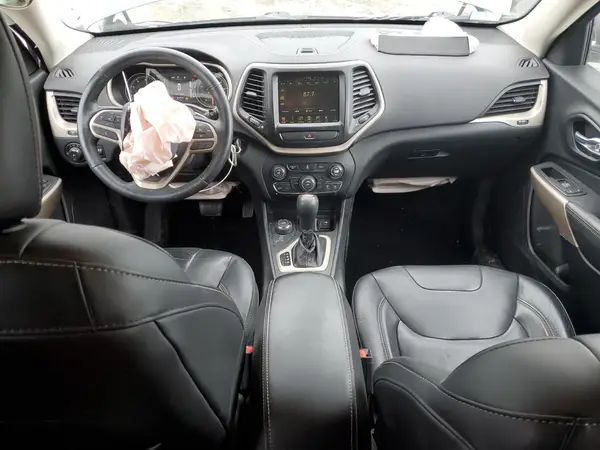 1C4PJMCB8HW570174 2017 JEEP GRAND CHEROKEE - Image 8