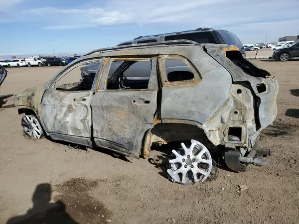 1C4PJMCBXGW102011 2016 JEEP GRAND CHEROKEE - Image 2