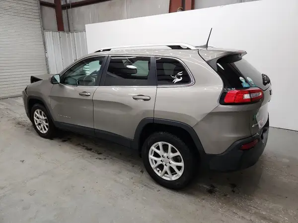 1C4PJMCBXGW310115 2016 JEEP GRAND CHEROKEE - Image 2