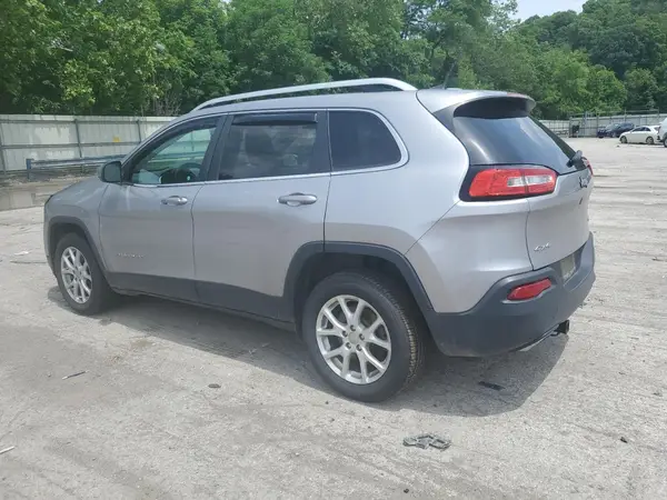 1C4PJMCS0HD224115 2017 JEEP GRAND CHEROKEE - Image 2
