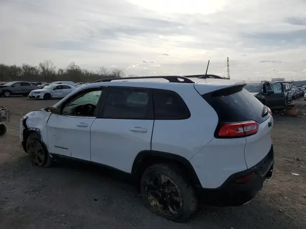1C4PJMCS1GW218908 2016 JEEP GRAND CHEROKEE - Image 2