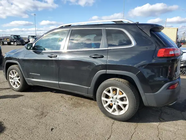 1C4PJMCS1GW252749 2016 JEEP GRAND CHEROKEE - Image 2