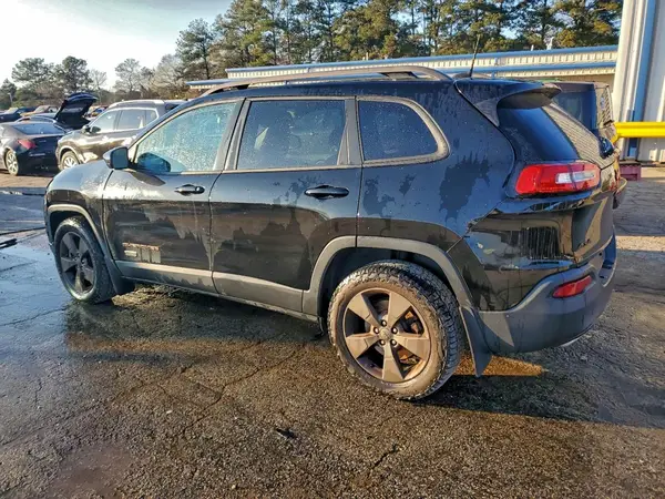 1C4PJMCS2HW538403 2017 JEEP GRAND CHEROKEE - Image 2